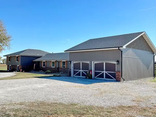 4480 E 360 RD, El Dorado Springs, MO 64744