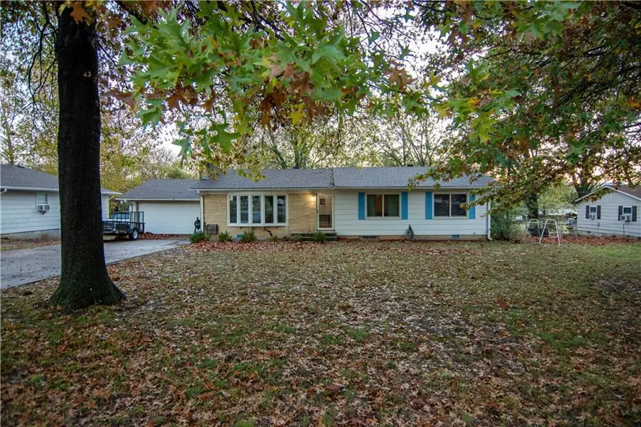 207 Fresno ST, Coffeyville, KS 67337