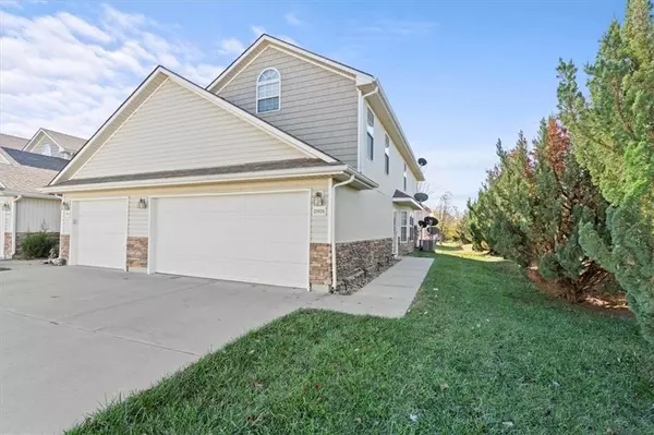 21024 Millridge ST, Spring Hill, KS 66083