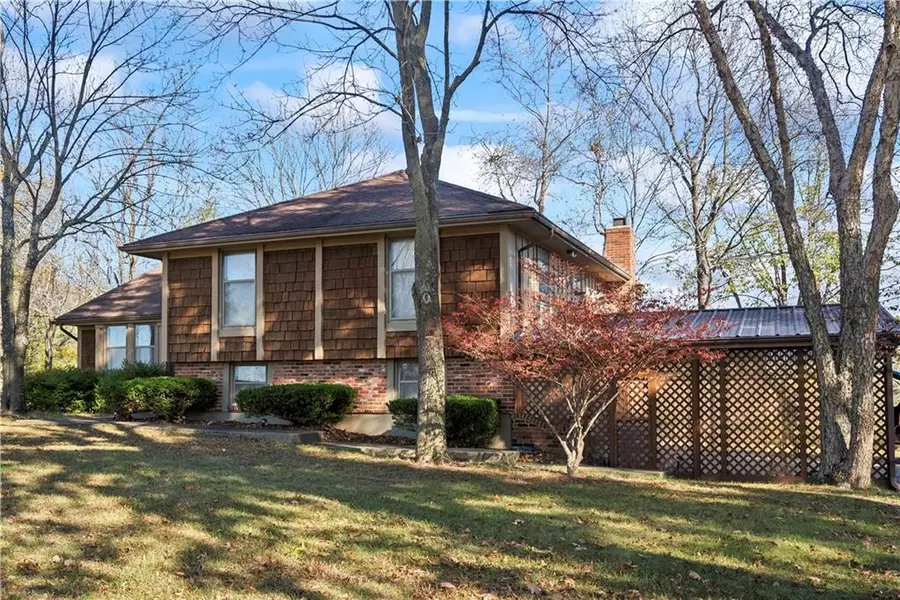 17113 Stewart CIR, Kearney, MO 64060