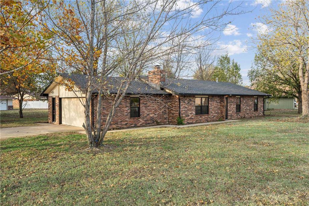 Independence, KS 67301,2221 Samuel PL