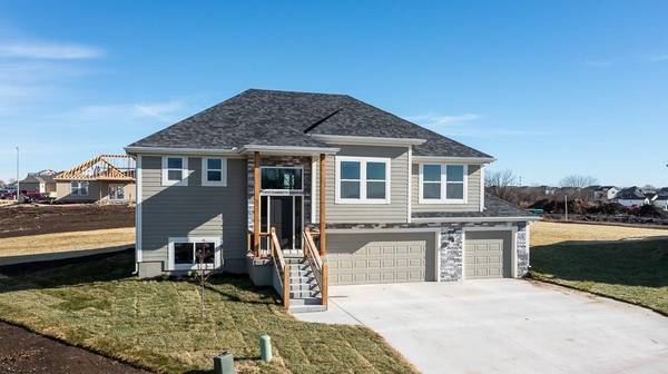 2544 N 111th CT, Kansas City, KS 66109