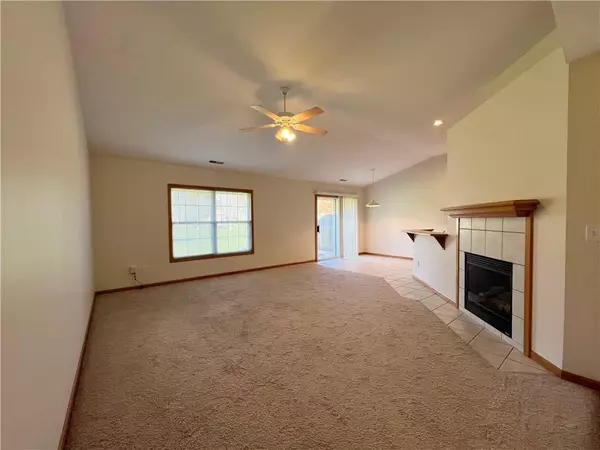 Lawrence, KS 66047,2741 Coralberry CT