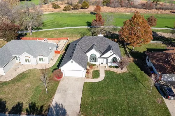 Topeka, KS 66614,7134 SW Cannock Chase RD