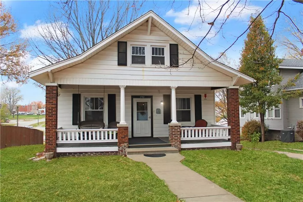 Higginsville, MO 64037,1712 Olive ST