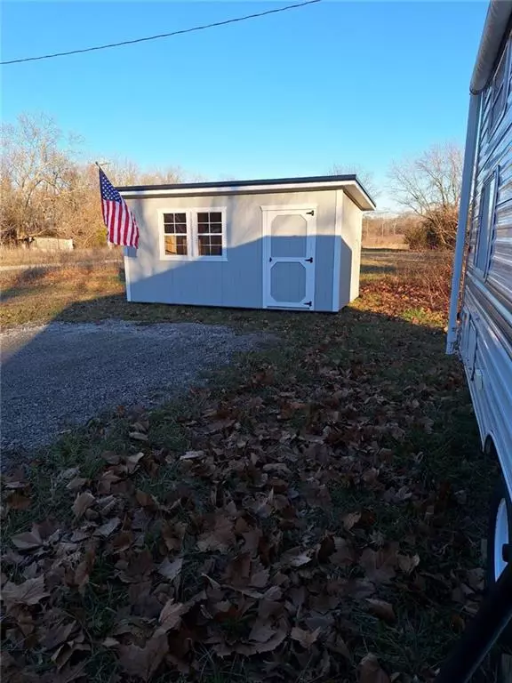 Mound City, KS 66056,78 Branch DR