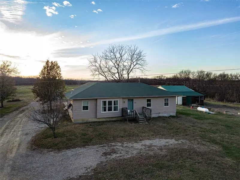 2261 Republic RD, Lawrence, KS 66044