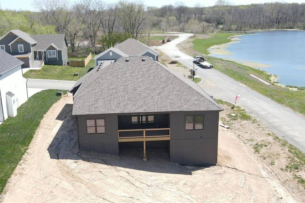 Dearborn, MO 64439,100 Wagers CIR