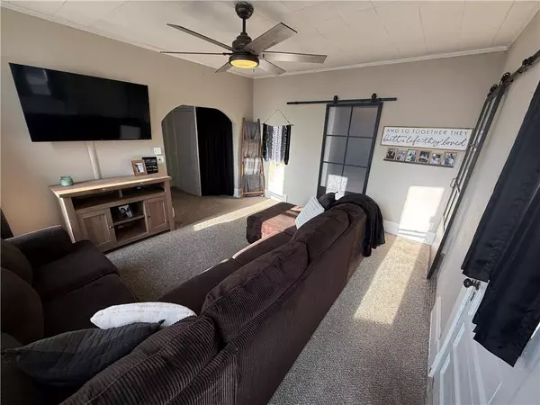 Chanute, KS 66720,323 W 6th ST