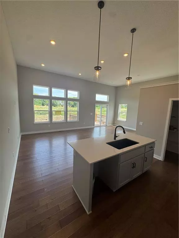 Spring Hill, KS 66083,19704 W 195th PL