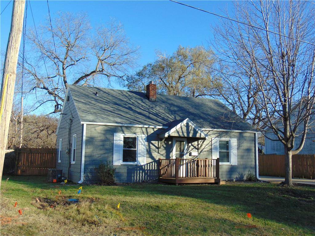 Harrisonville, MO 64701,705 S Main ST