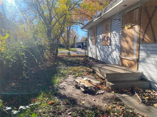 Kansas City, MO 64129,7700 E 48th TER