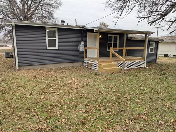 Nevada, MO 64772,1101 W Hickory ST