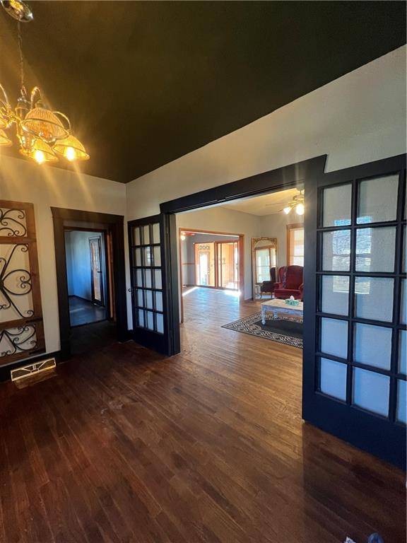 Savannah, MO 64485,107 N 6 ST
