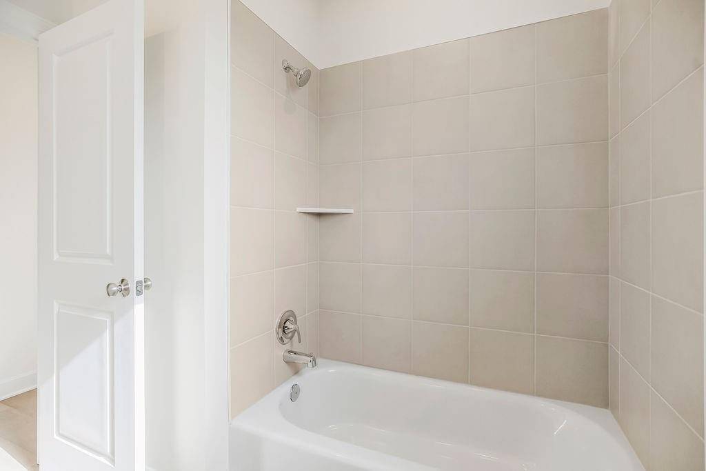 Overland Park, KS 66224,4102 W 158TH TER