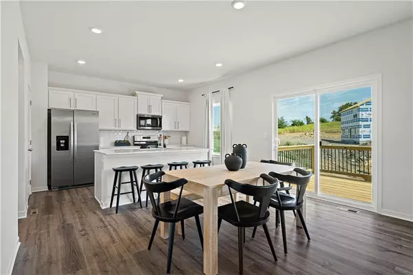 Peculiar, MO 64078,11012 East Ridge CT