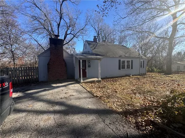 5813 Harvard AVE, Raytown, MO 64133