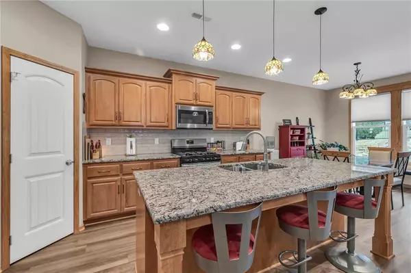 6940 N Denver AVE Kansas City, MO 64119