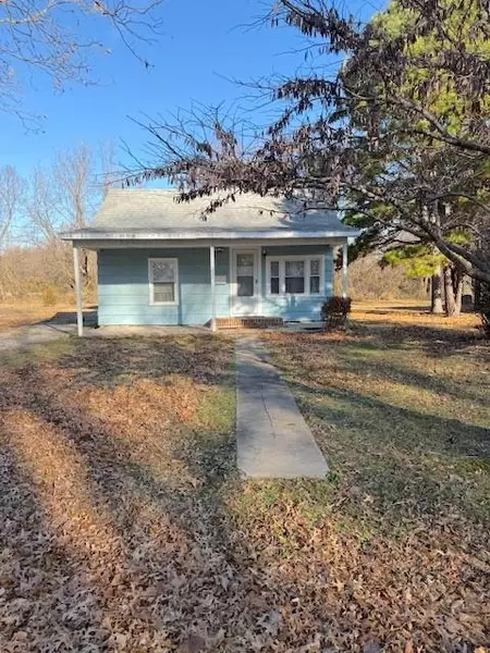 1231 E 11th ST, Pittsburg, KS 66762
