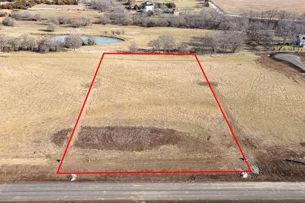 Lot 25 235th ST, Tonganoxie, KS 66086
