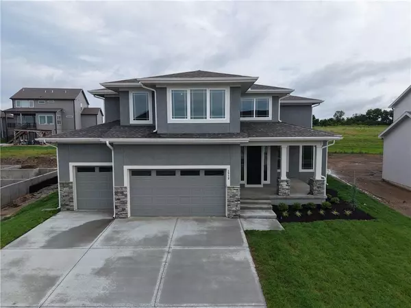 1712 SW Arbor Park DR, Lee's Summit, MO 64082