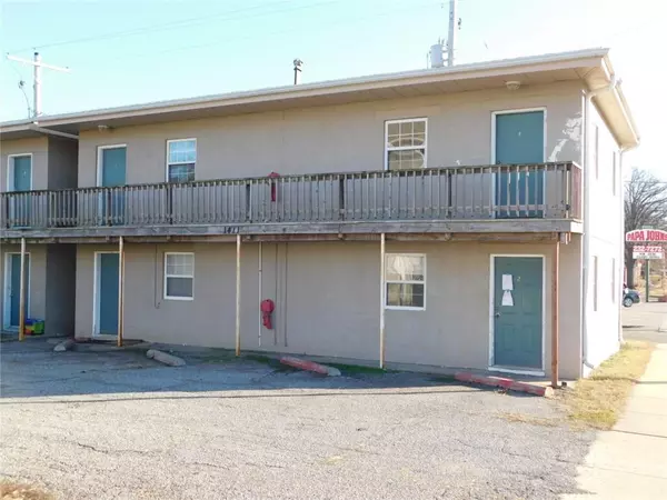 Pittsburg, KS 66762,1409 S Broadway ST