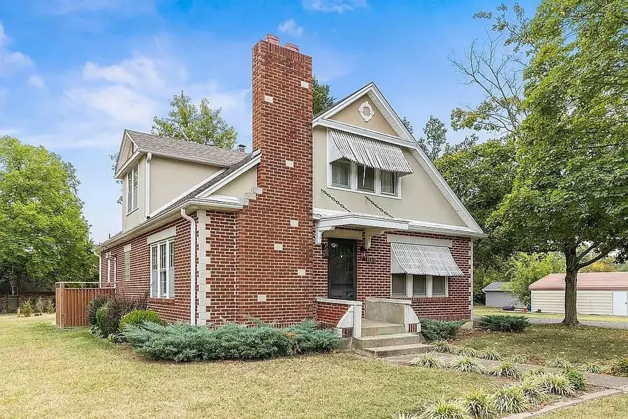 1120 N Lynn ST, Nevada, MO 64772