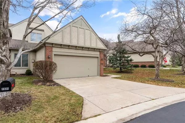 Overland Park, KS 66223,7221 W 144th PL