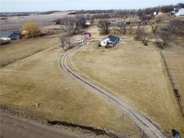 Paola, KS 66071,28778 W 319th ST