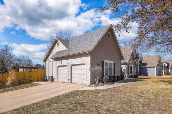 Olathe, KS 66062,14626 S Kaw DR