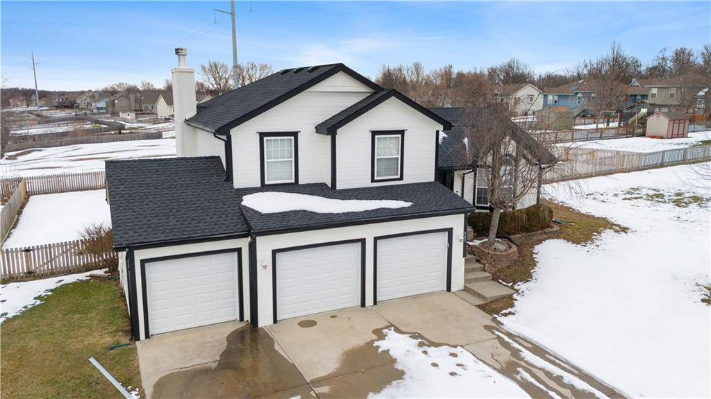 Kansas City, MO 64155,900 NE 116th TER