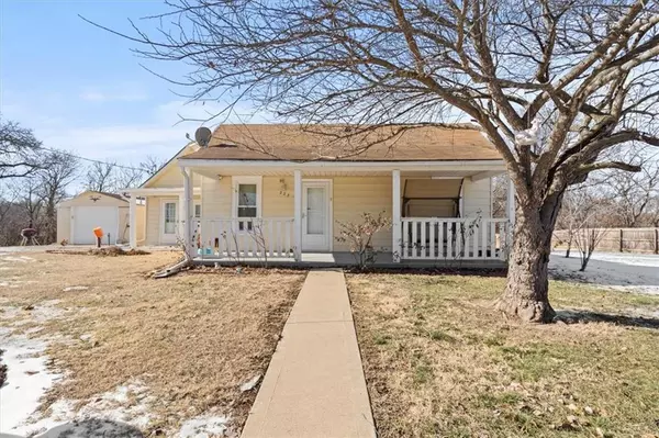 223 N Mclane ST, Clinton, MO 64735