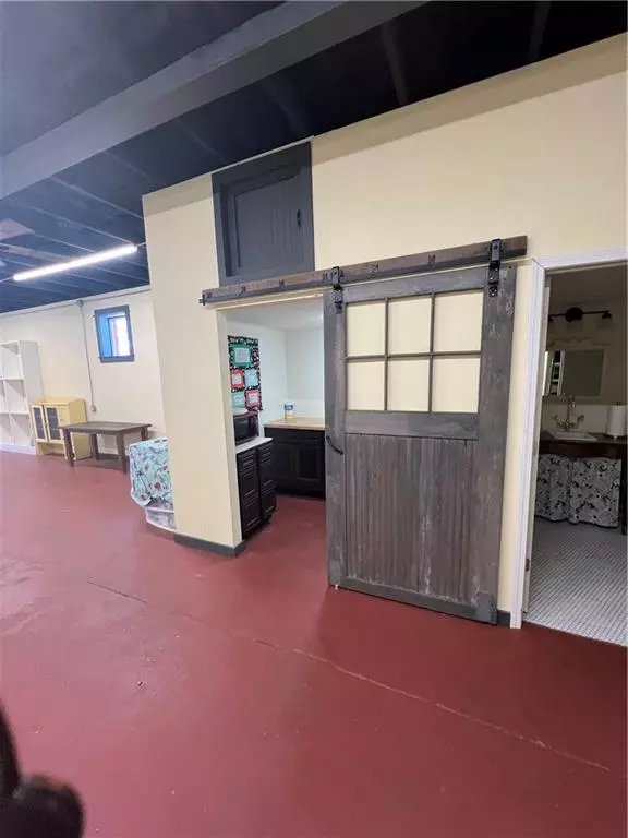 Pomona, KS 66076,117 E Franklin ST