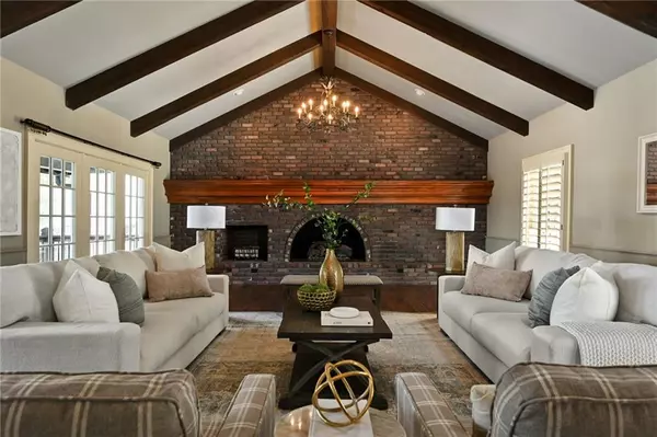 Overland Park, KS 66221,15328 Stearns ST