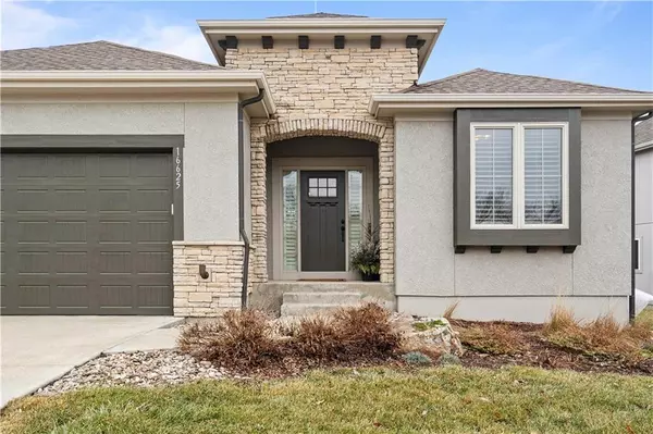 Olathe, KS 66062,16625 S Loiret ST
