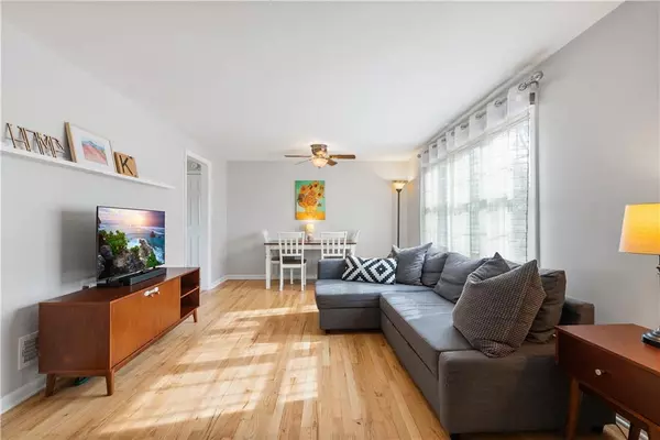 4624 W 61st TER, Fairway, KS 66205