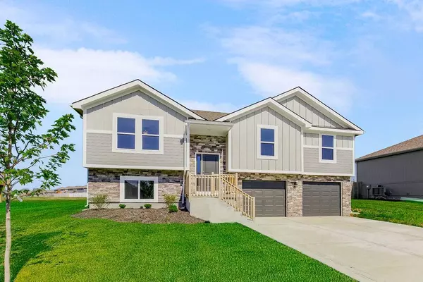 600 Summer Dawn CT, Belton, MO 64012