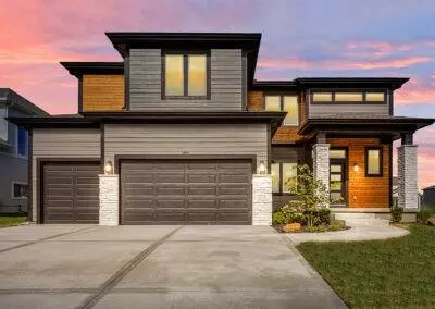 21914 W 99th TER, Lenexa, KS 66220