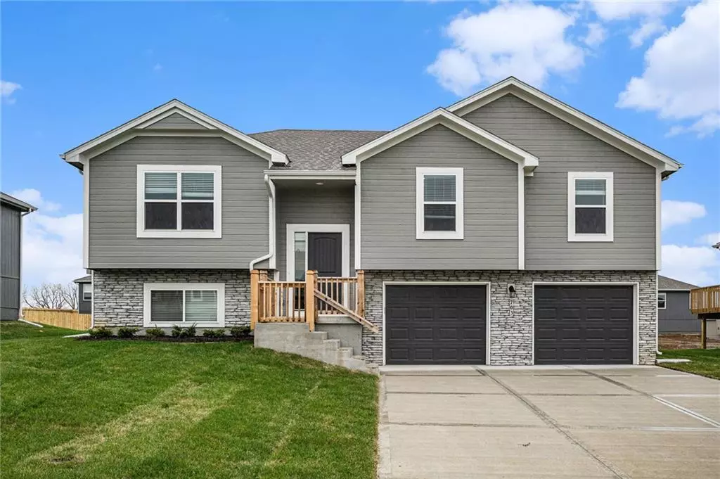 Belton, MO 64012,708 Summer Dawn CIR