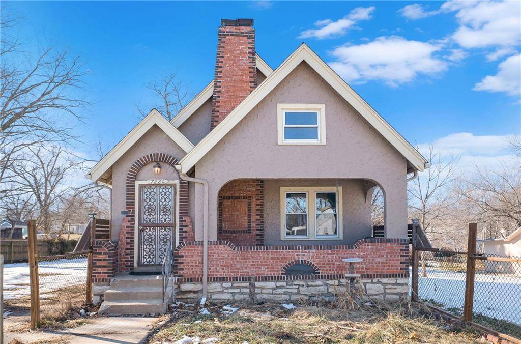 7220 Wabash AVE,  Kansas City,  MO 64132