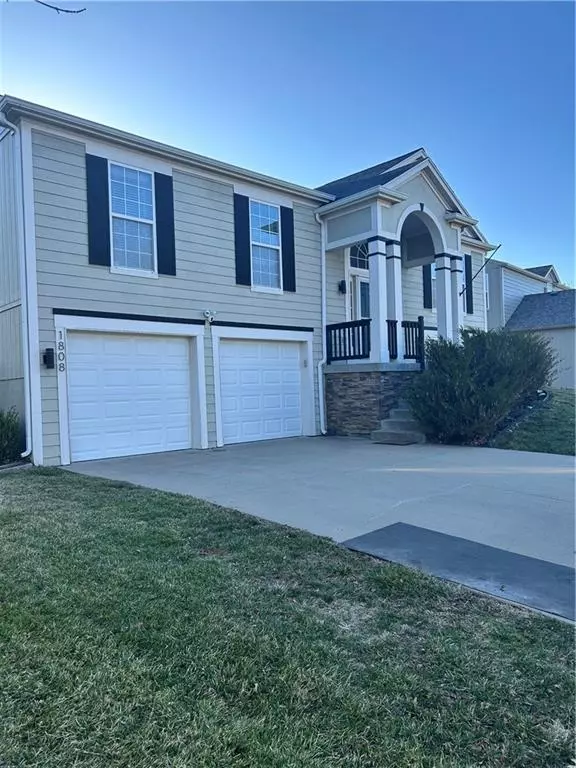 Olathe, KS 66061,1808 W Fredrickson DR