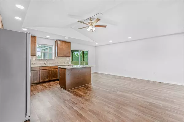 Warrensburg, MO 64093,123 NW 171st RD