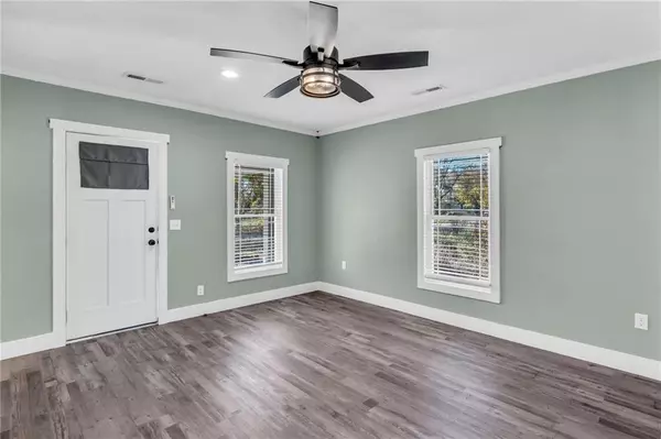 Hamilton, MO 64644,205 W Samuel ST