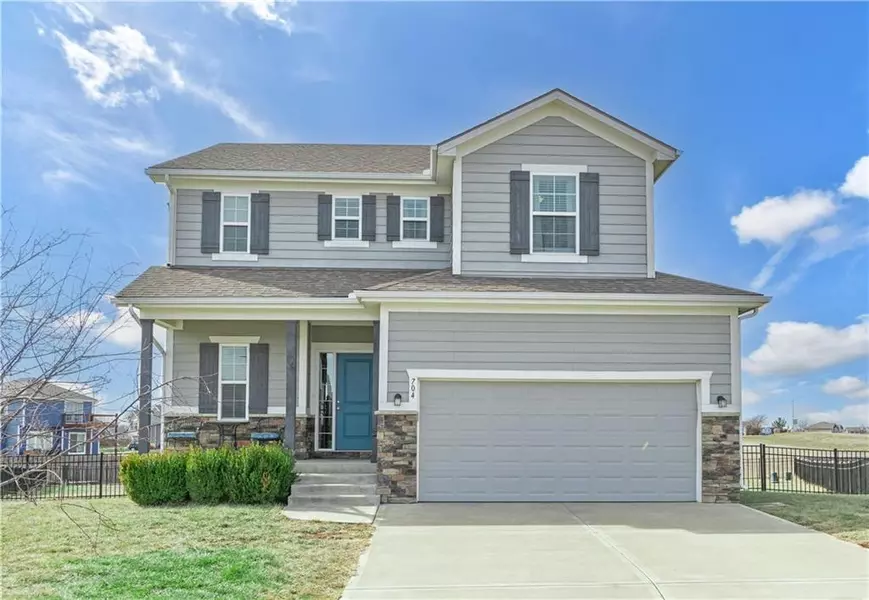 704 Andy CT, Belton, MO 64012