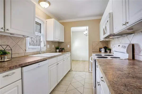 7508 N WOODLAND AVE Gladstone, MO 64118