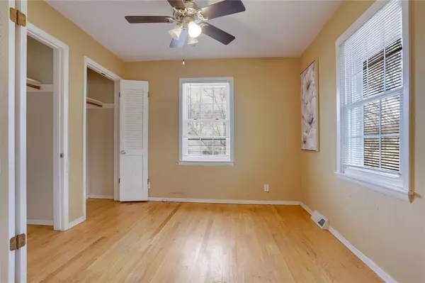 7508 N WOODLAND AVE Gladstone, MO 64118