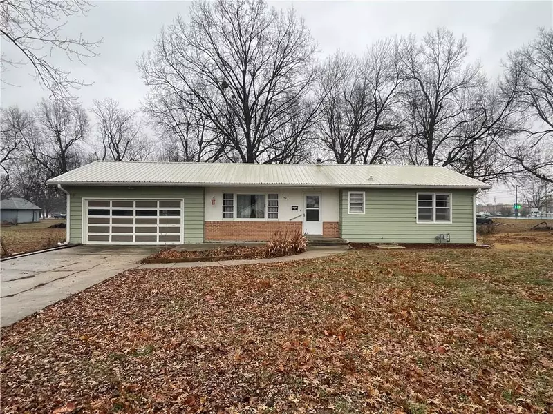 1609 S Market ST, Holden, MO 64040