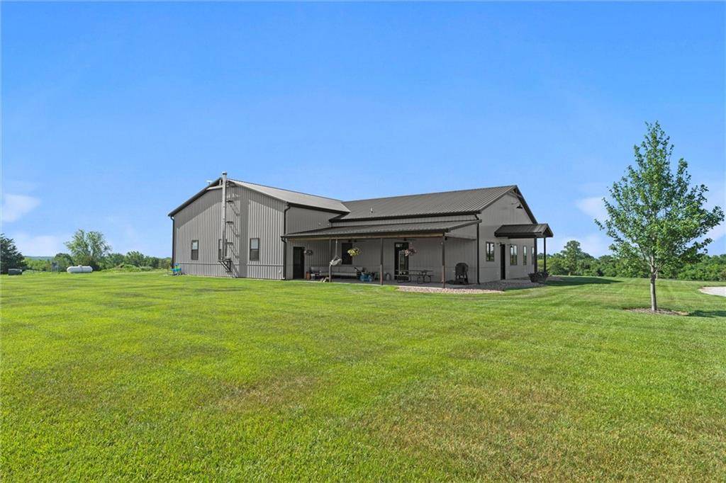 Tonganoxie, KS 66086,16140 214th ST