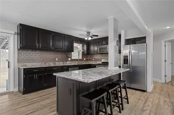 Olathe, KS 66062,1022 S Winterbrooke DR