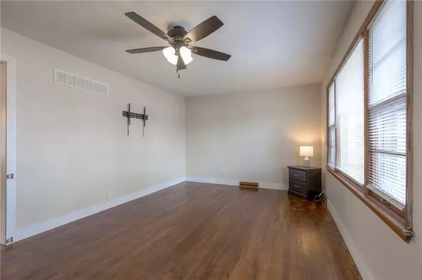 Lexington, MO 64067,7 Ussery DR